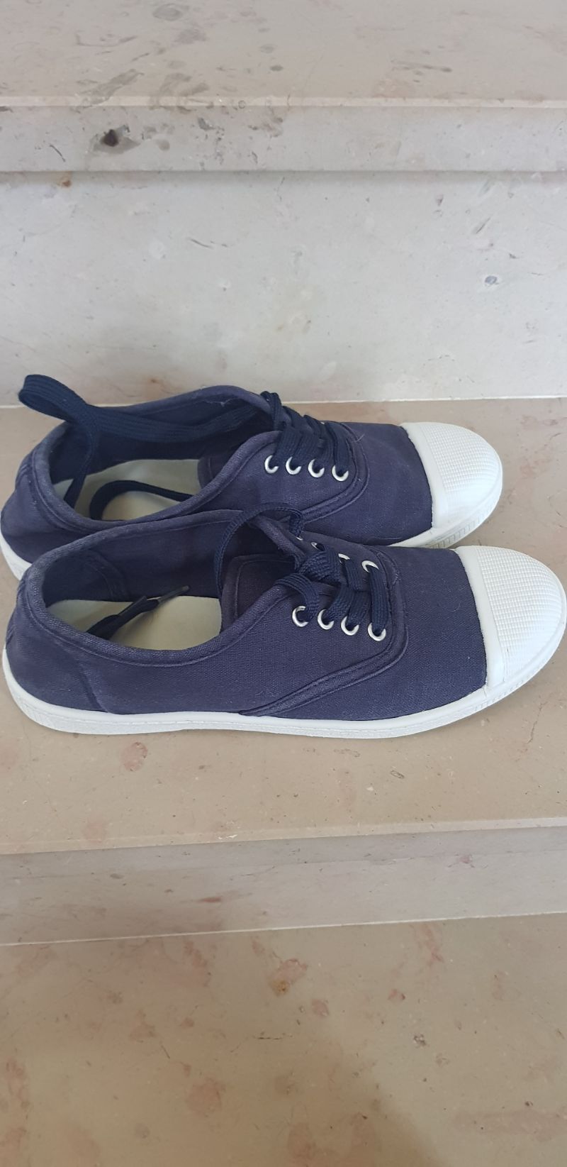 Chaussure en toile