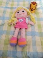 doudou peluche poupée