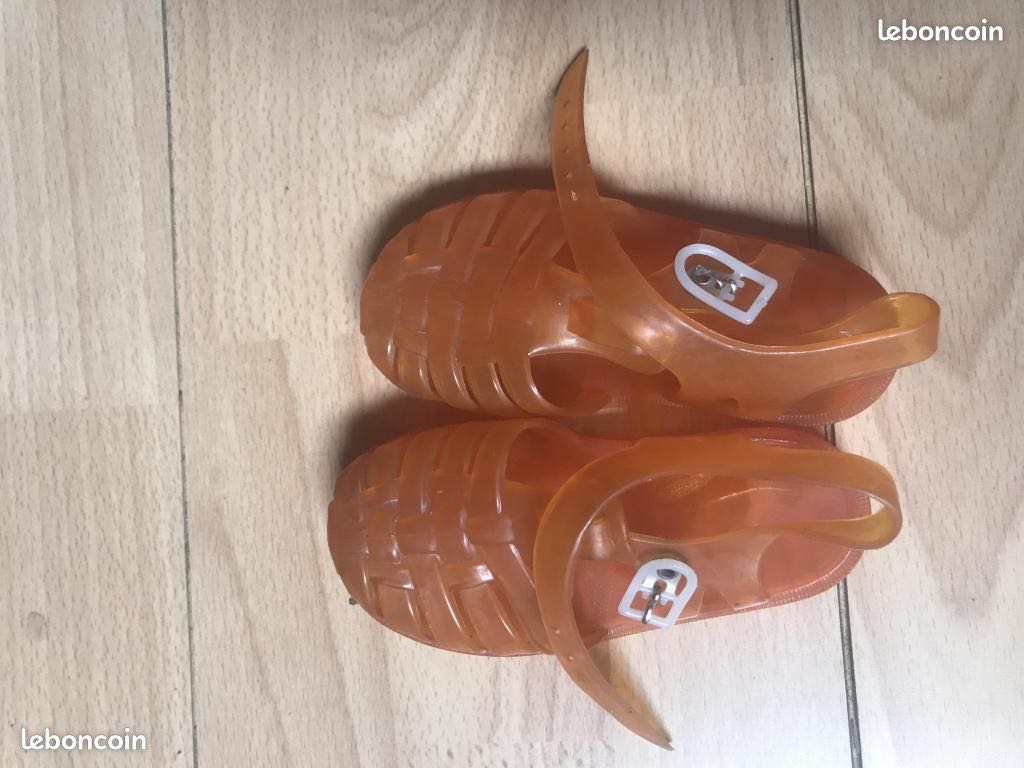 Sandale de plage orange taille 23 pour garçon ou fille