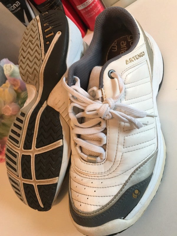# Basket artengo, taille 38