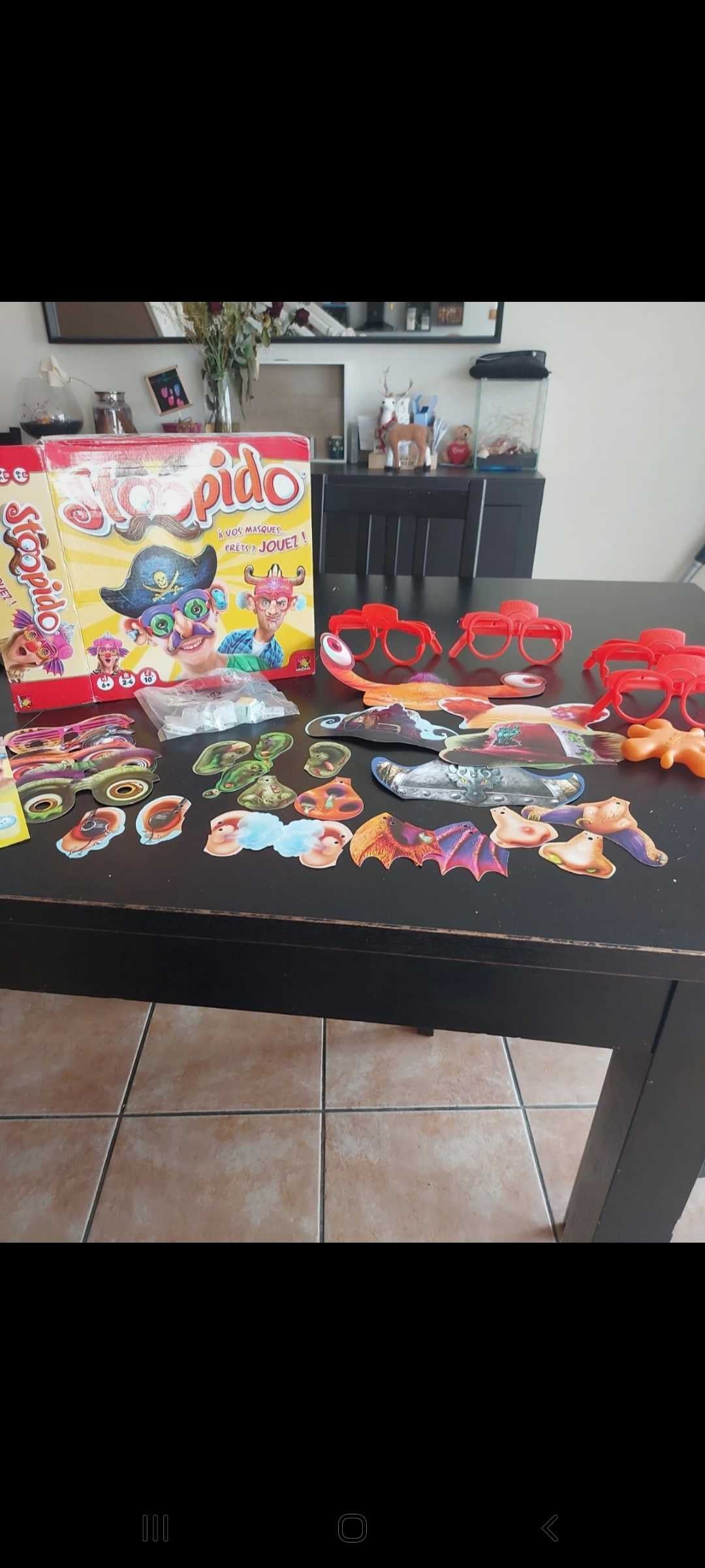 Jeu de societé stoopido des 6 ans