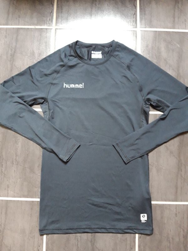 T shirt thermorégulation hummel S neuf