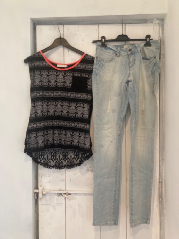 Look d’ensemble jean + tee shirt