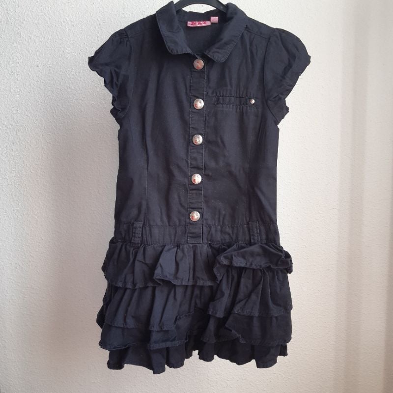 Robe noire manches courtes