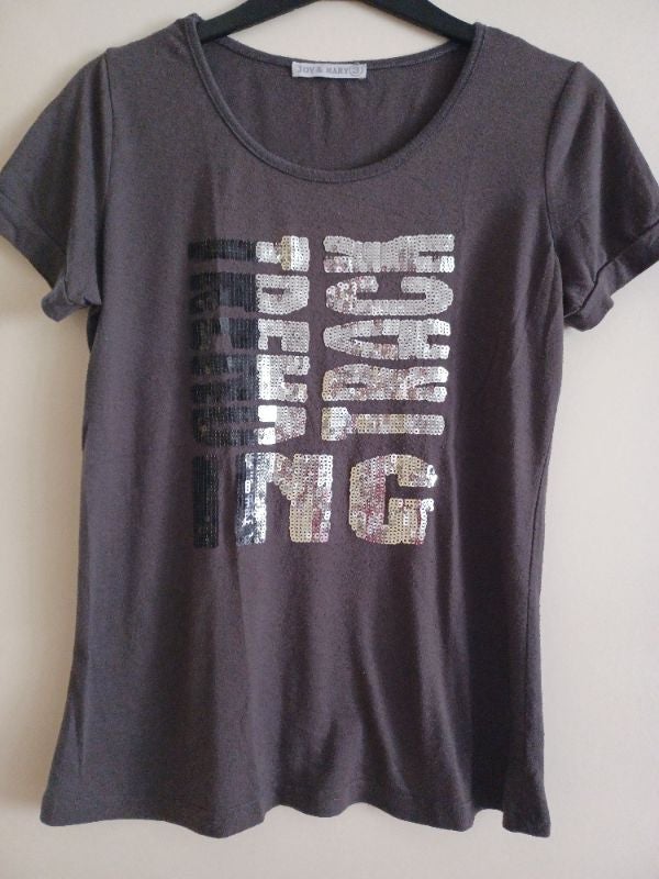 Tee shirt