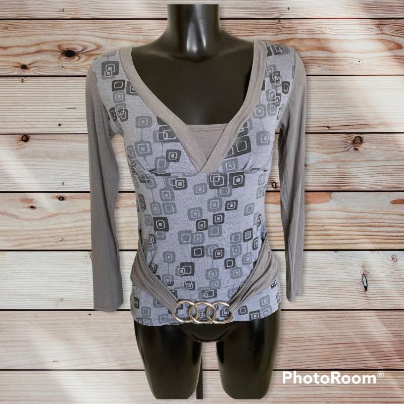 Pull léger mi saison taille 36/38