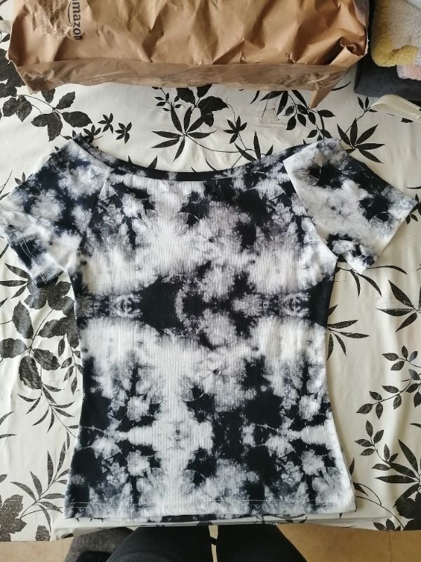 T-shirt manche style délavé