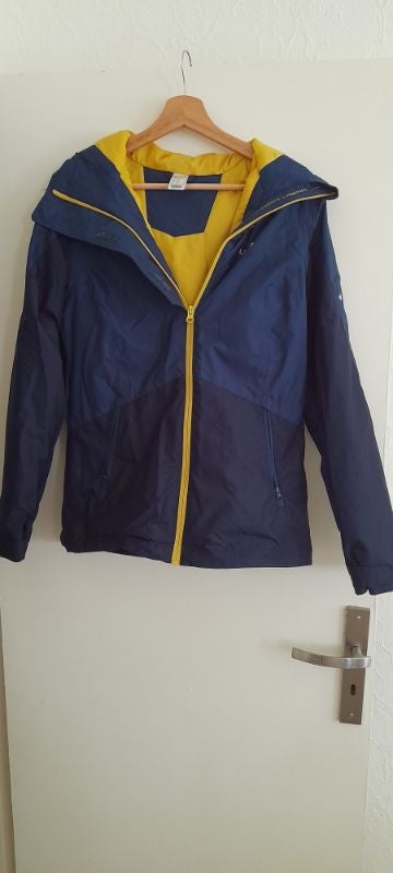 Manteau léger et chaud