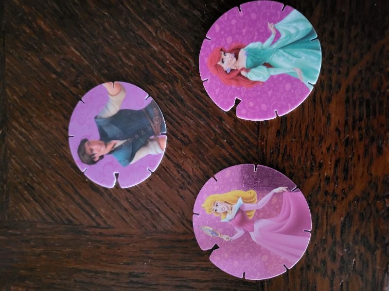 Lot de 3 pogs disney princesses