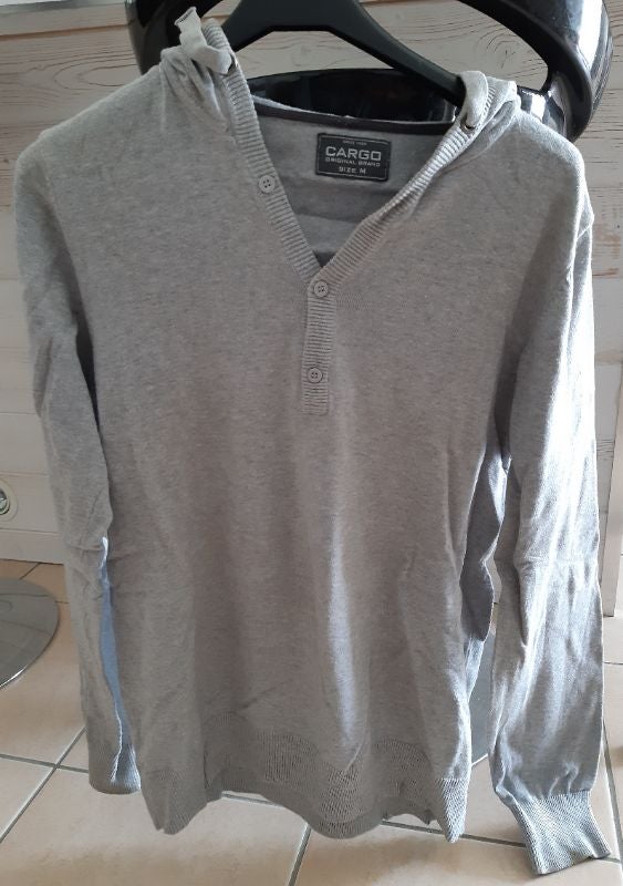 Pull capuche