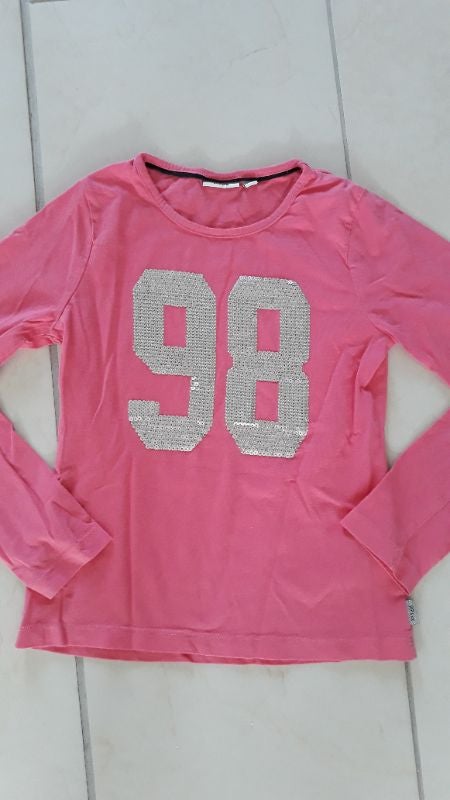 Tee shirt