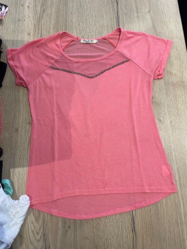 Tee shirt