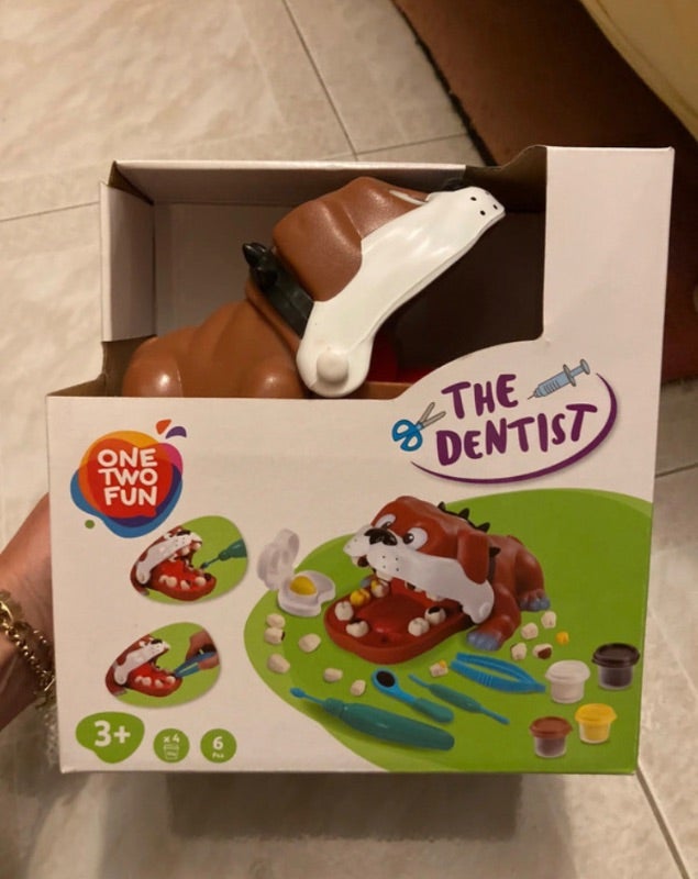 Jeu dentiste chien