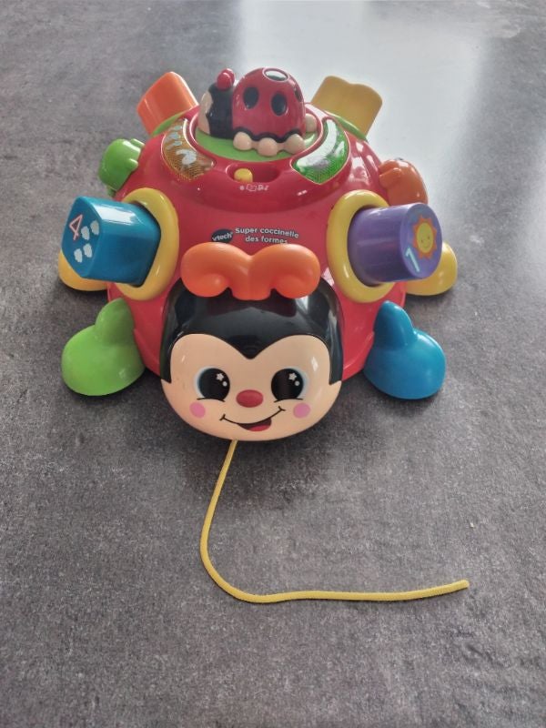 Coccinelle des formes Vtech
