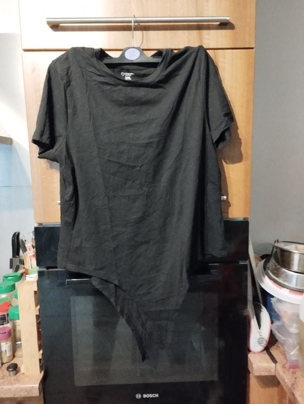Tee shirt