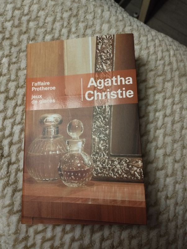 Livre Agatha Christie