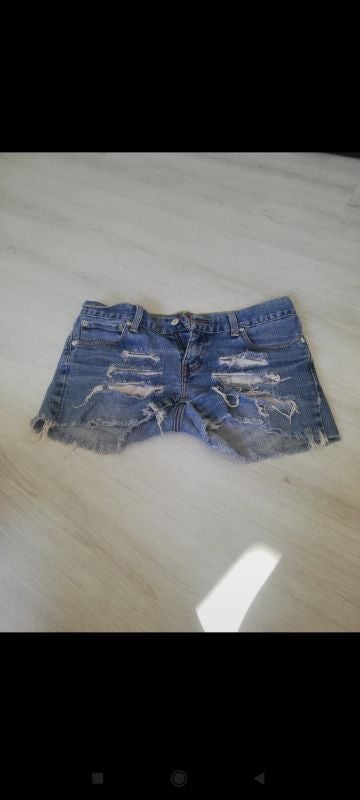 Short levi's