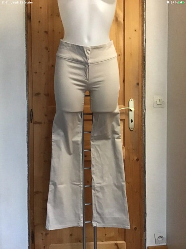 Pantalon beige taille haute bas évasés vintage 90s Zara
