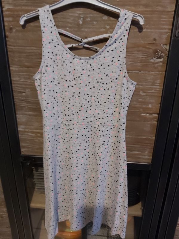 Robe neuve 14 ans