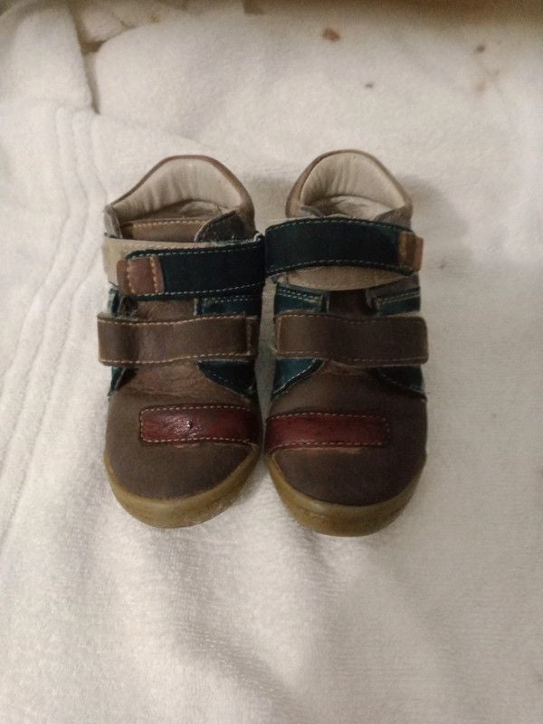 Chaussure garcon en cuir marque NOEL 24