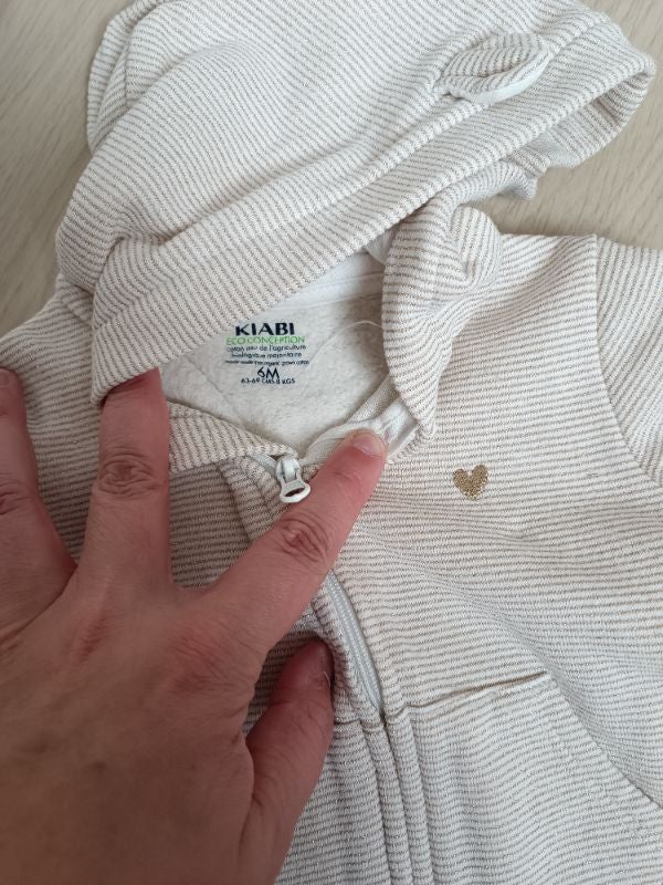 Gilet doré