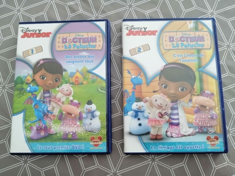 Lot dvd docteur la peluche