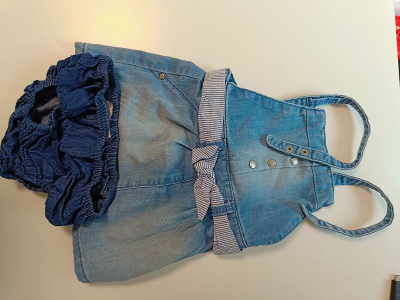 Robe en jean+ culotte 12 mois