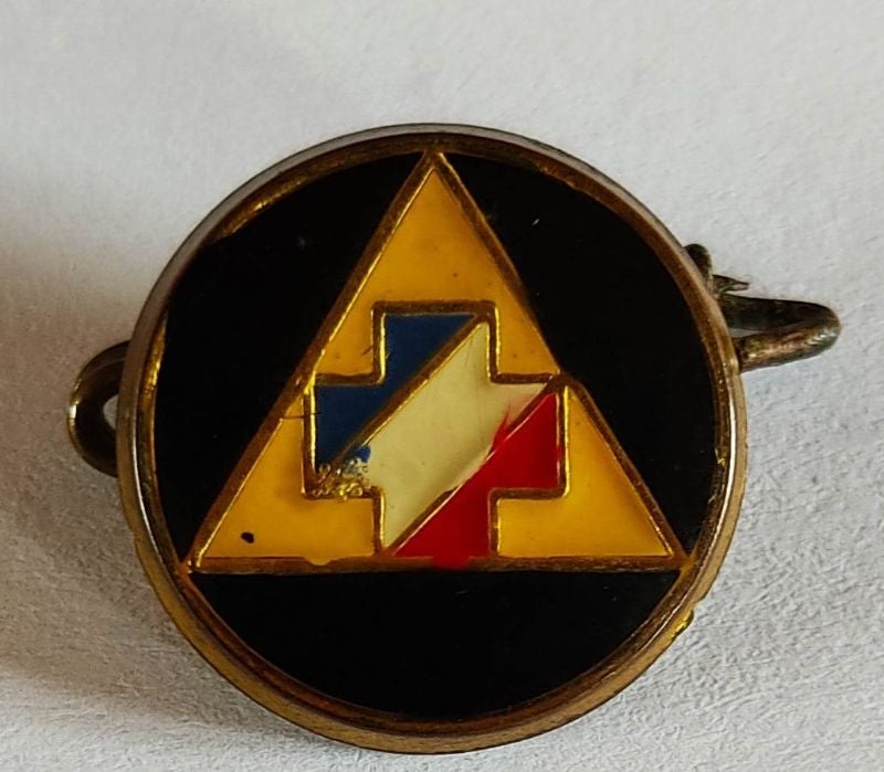 ancien insigne broche de la protection civile vintage collectionneur signé FS