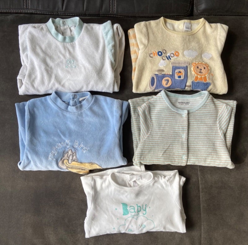 Lot 5 pyjamas 12 mois
