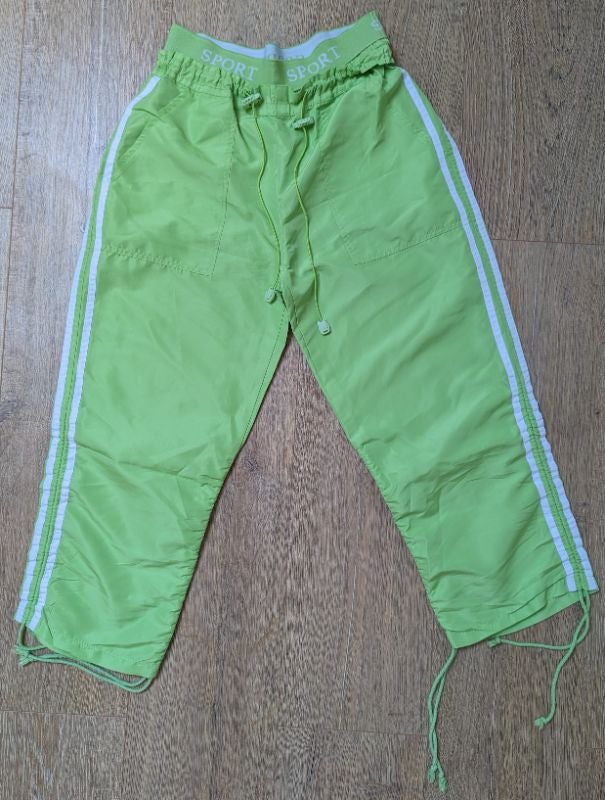 Pantacourt vert pomme T. S