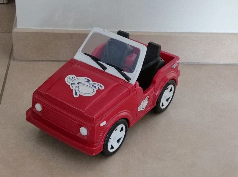 Voiture poupée Barbie