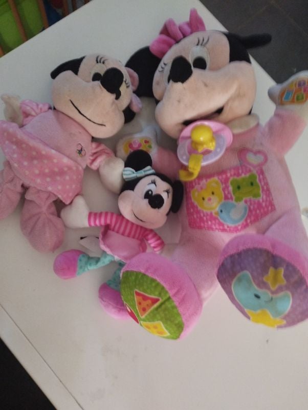 Lots de peluches Minnie
