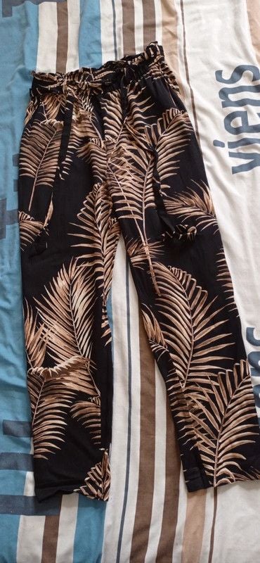 Pantalon fin et léger t38 H&M