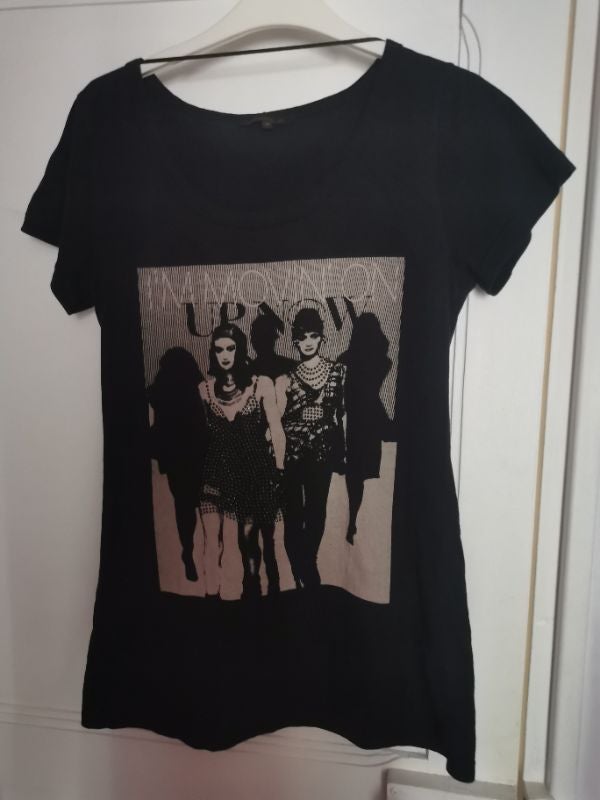 Tee shirt fantaisie à motifs personnages