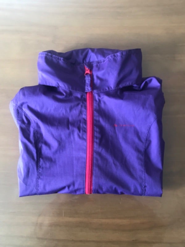 Coupe vent violet et rose Quechua 8 ans
