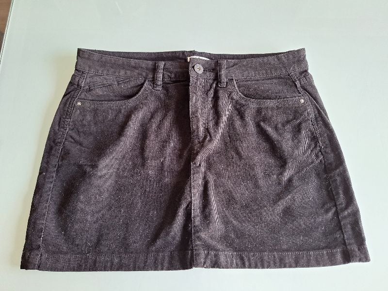 Mini-jupe en velours noire