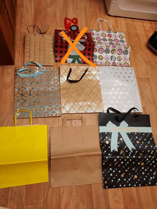Lot 8 sacs cadeaux
