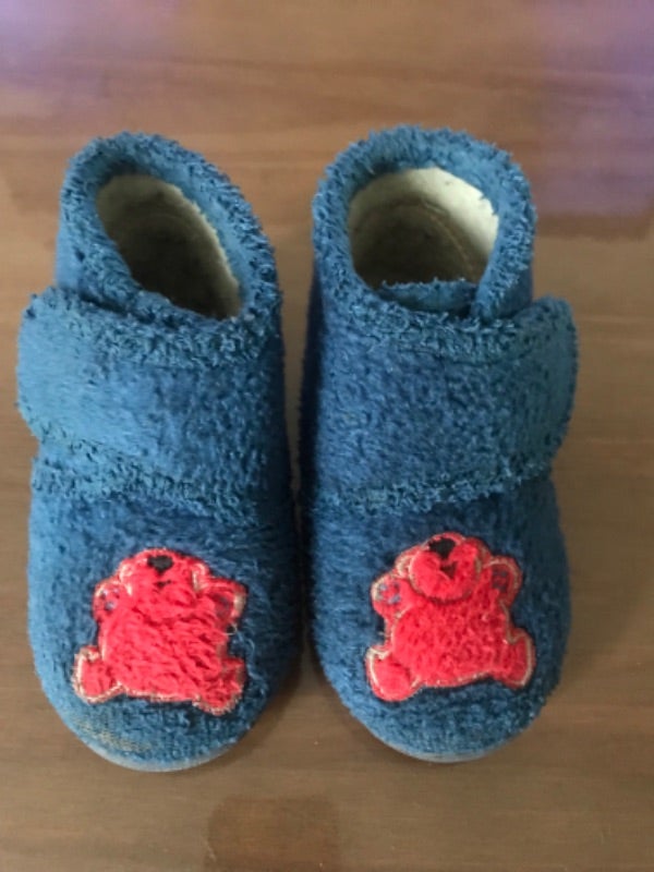 Chaussons montants bleu Pointure 24