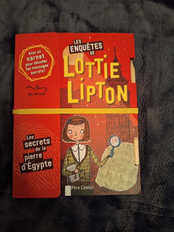 Les enquêtes de Lottie Lipton "Les secrets de la pierre d'Égypte "