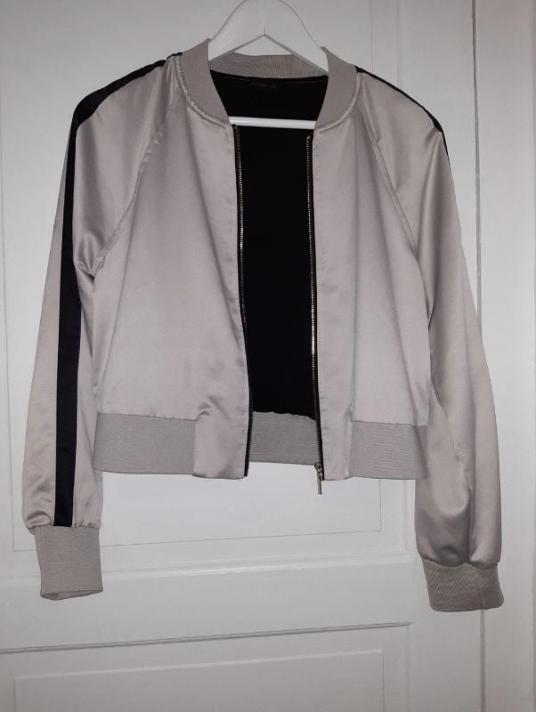 Bomber argenté Oysho