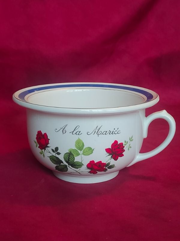 Ancien pot de chambre à la mariée en porcelaine ( n°10)