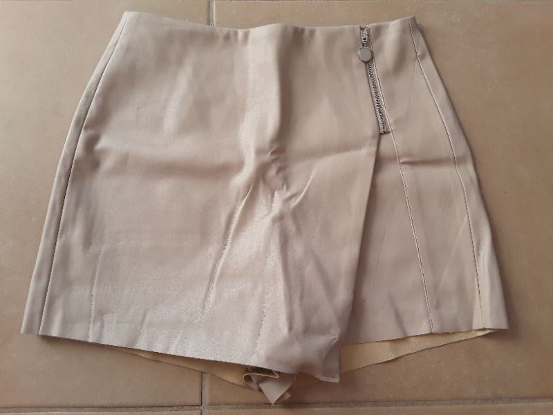Jupe-short en simili beige femme S ZARA TBE