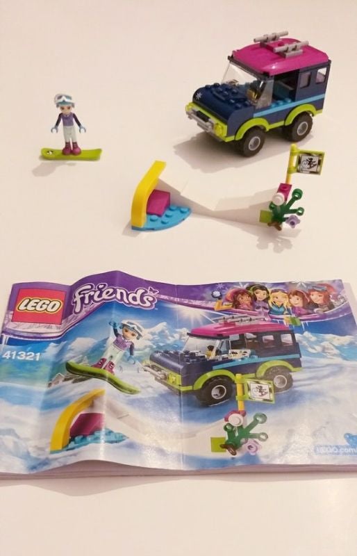 Lego friends 41321- LE TOUT TERRAIN DE LA STATION DE SKI