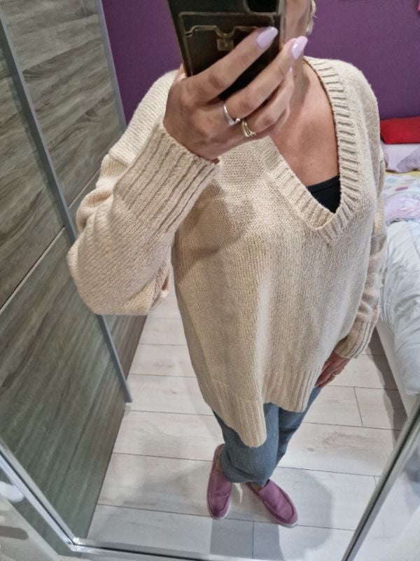 Magnifique pull col V  oversize taille 36 Asos