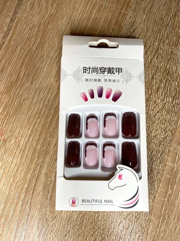 Faux ongles noël