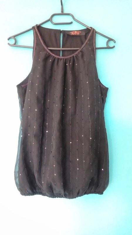 🦌 Débardeur noir avec strass et perles Cache cache taille 36🦌