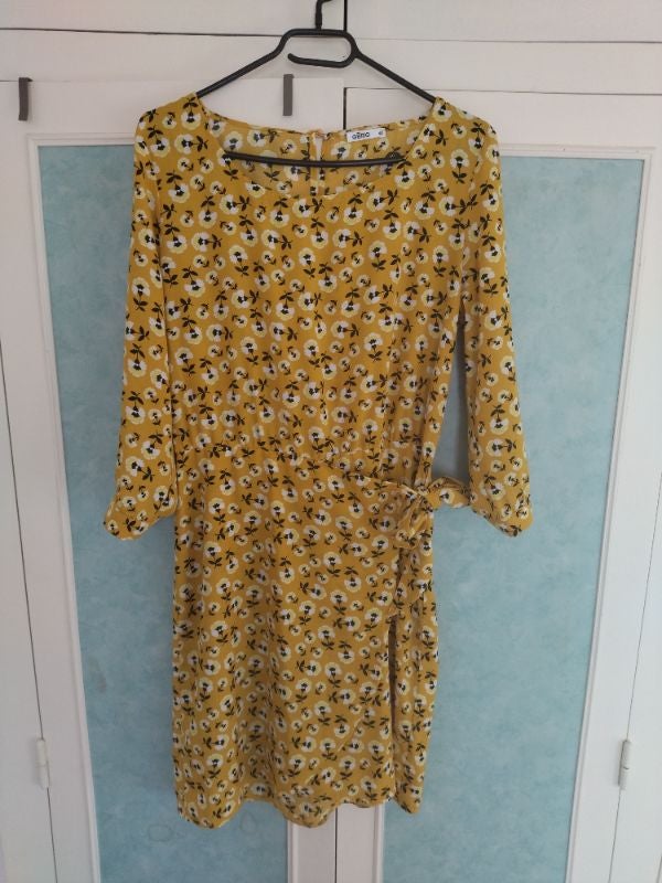 Robe portefeuille jaune taille 40 Gémo