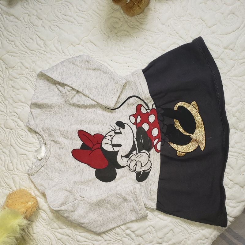 Robe. Minnie
