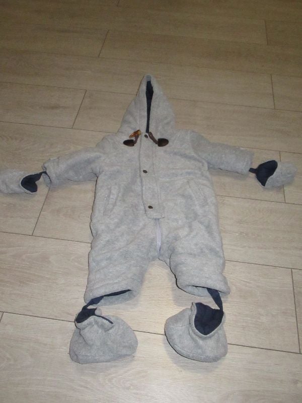 Combipilote mixte grise en polaire moufle et chaussons amovibles 3 - 6 mois TEX