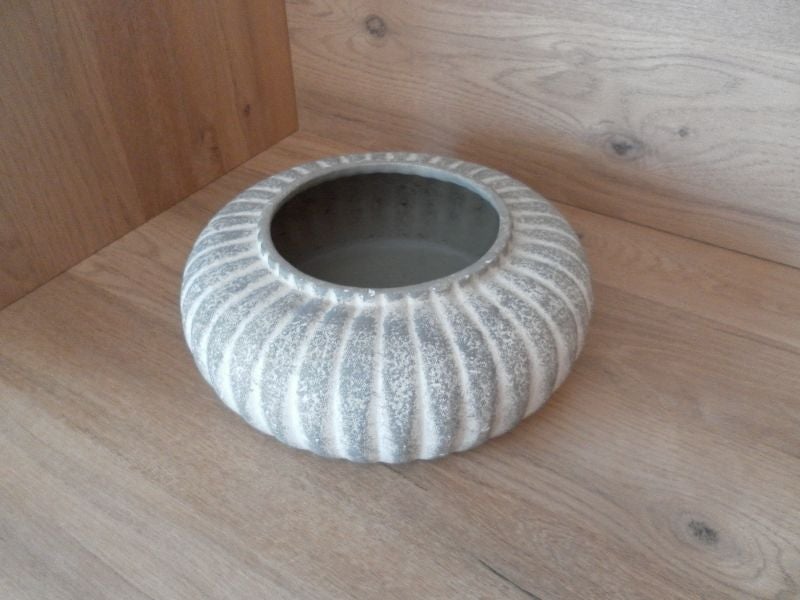 vase pot